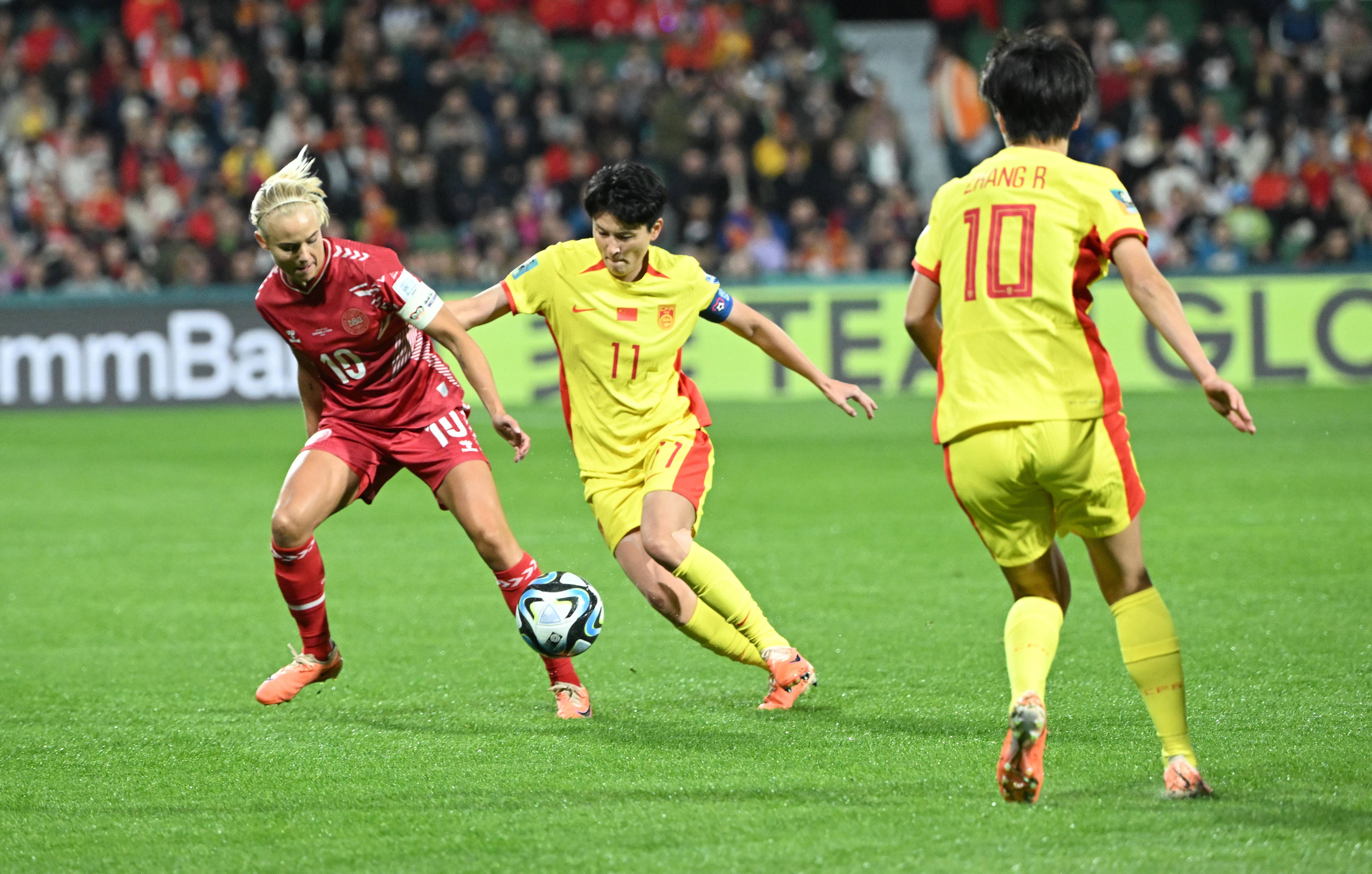 世界女足职业联赛中的精彩表现赢得全球关注 世界女足职业联赛中的精彩表现赢得全球关注