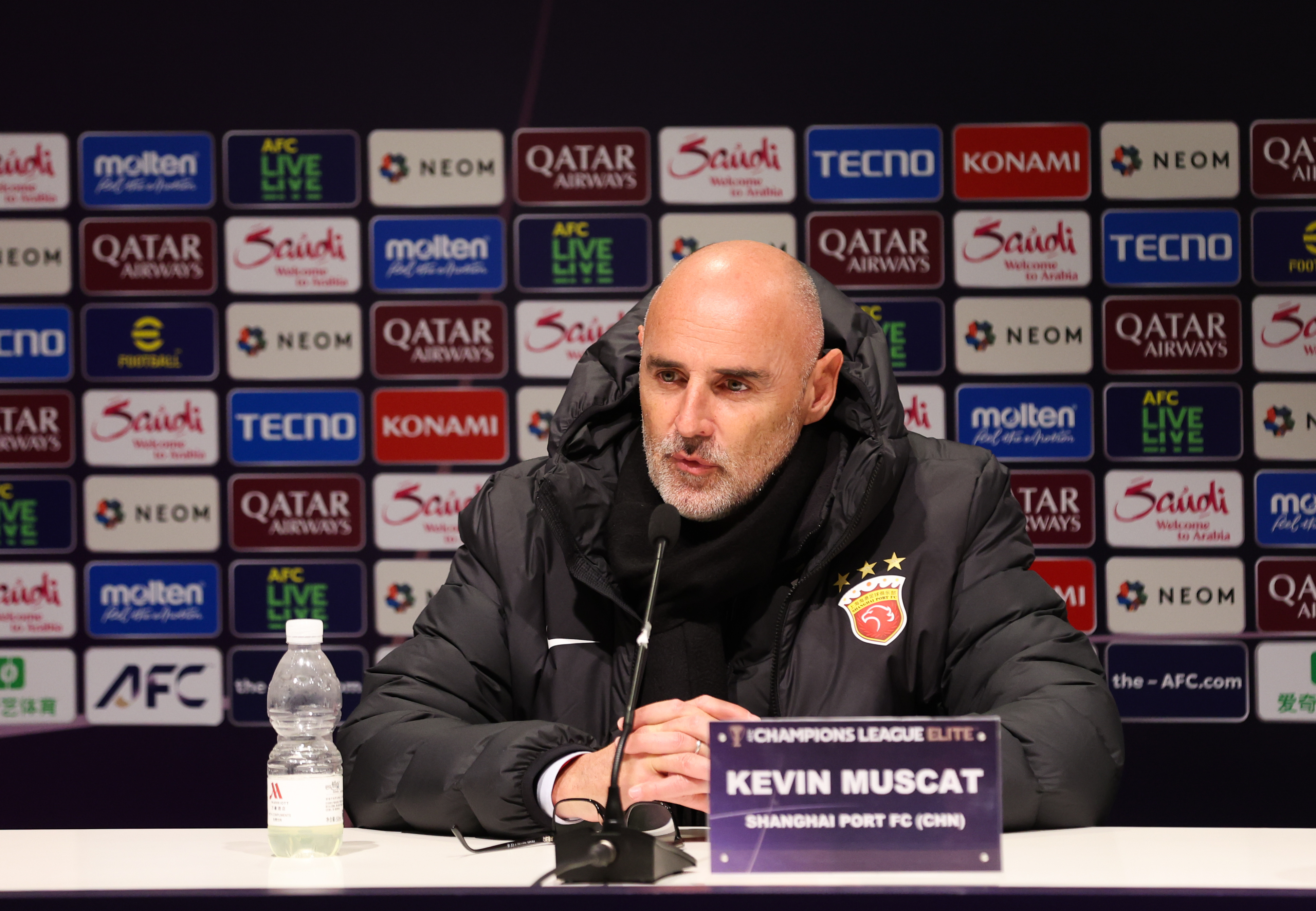 包含里昂足球俱乐部备战关键战役,士气高昂的词条 包含里昂足球俱乐部备战关键战役,士气高昂的词条