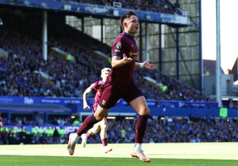 开云体育-伯恩茅斯主场逆转获胜，实现奇迹的简单介绍