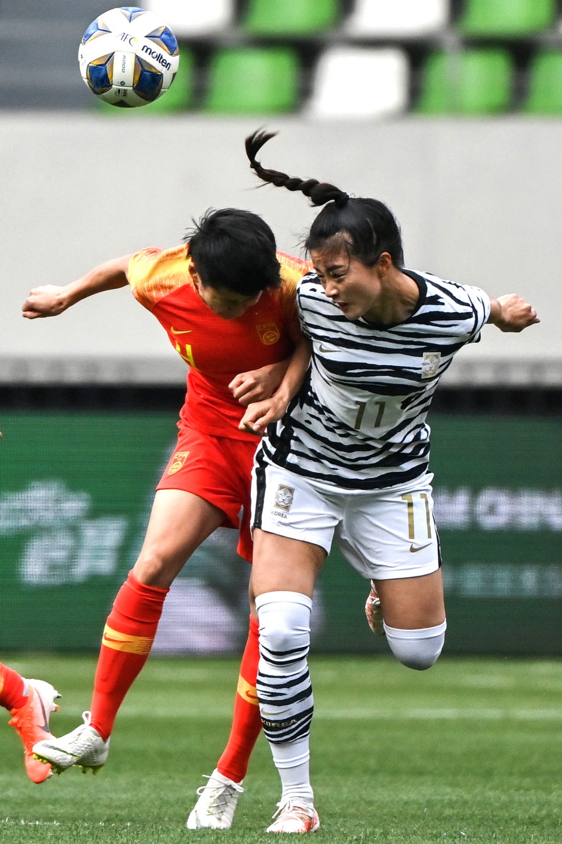 韩国队在女足比赛中击败对手