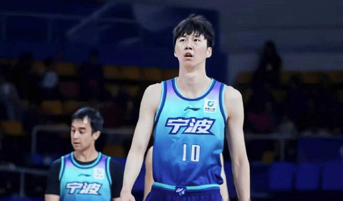 包含辽宁队取得惊人胜利,展现出强大实力的词条 包含辽宁队取得惊人胜利,展现出强大实力的词条