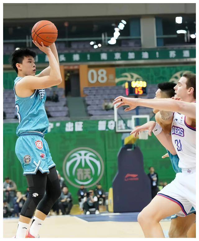 包含辽宁队取得惊人胜利,展现出强大实力的词条 包含辽宁队取得惊人胜利,展现出强大实力的词条