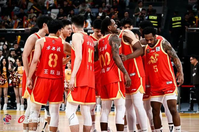 浙江男篮主场成功续命，追逐胜利