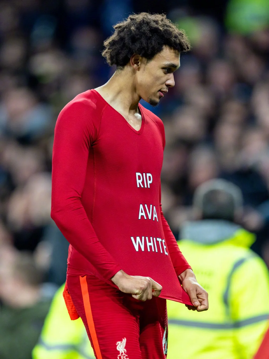 荷兰联赛强队签下年轻才俊，引发球迷期待未来的简单介绍