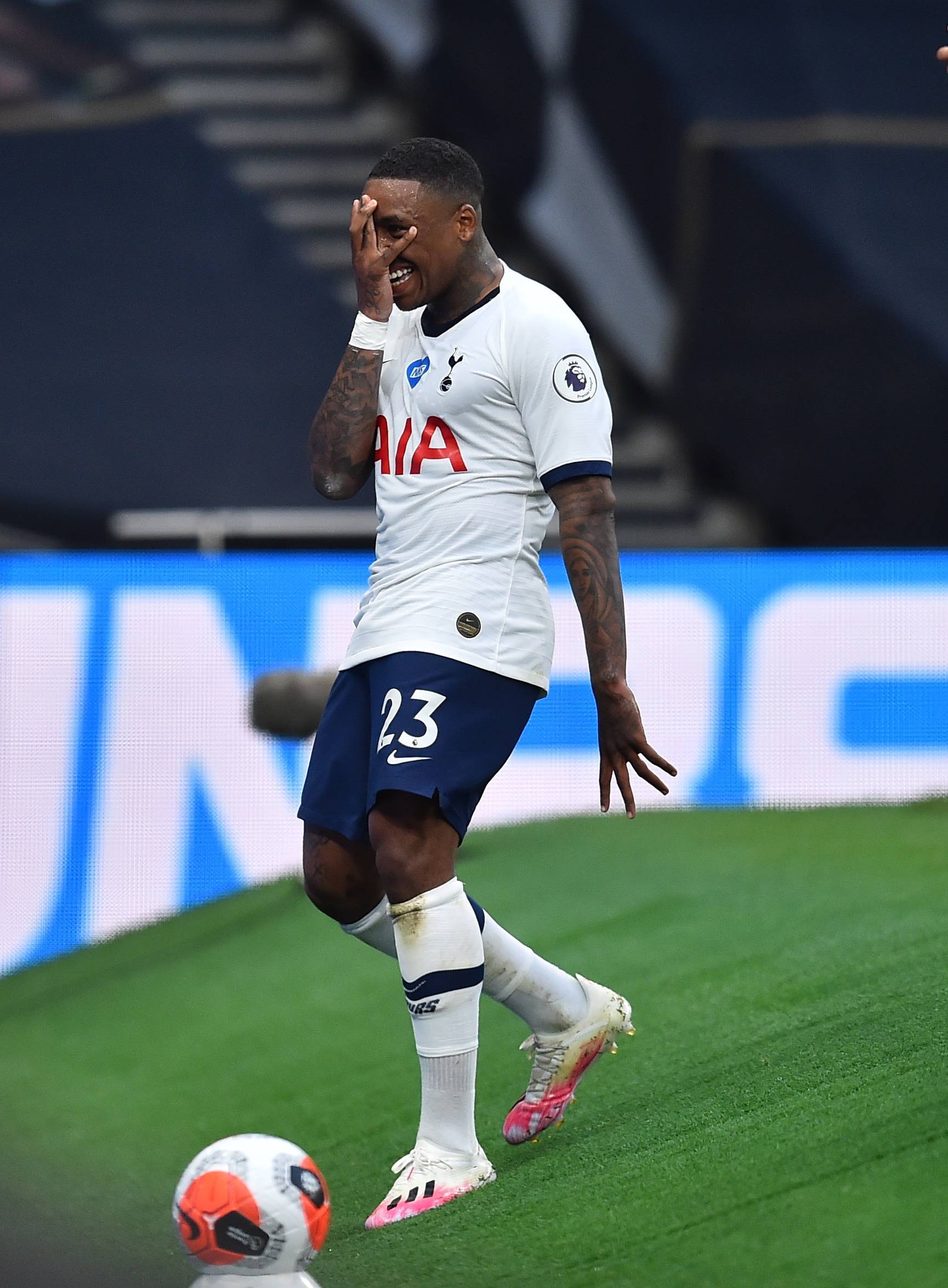 博洛尼亚球队取得惊险胜利，备战新挑战