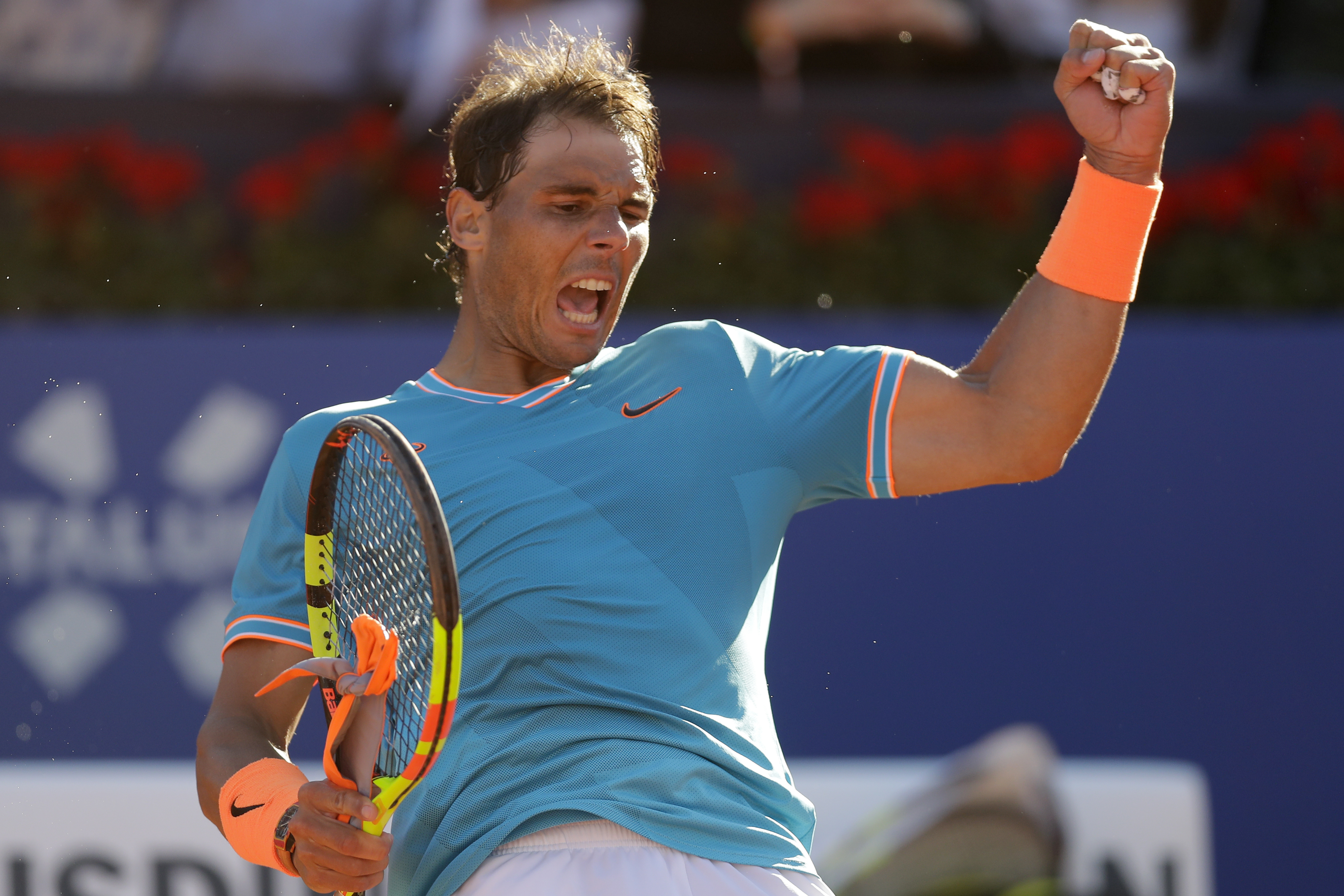 巴塞罗那重回巅峰,成功晋级半决赛的简单介绍 巴塞罗那重回巅峰,成功晋级半决赛的简单介绍