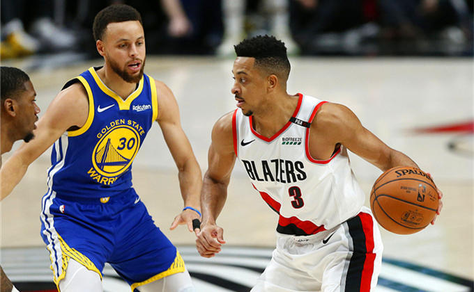 克鲁塞罗横扫对手,大比分获胜 克鲁塞罗横扫对手,大比分获胜