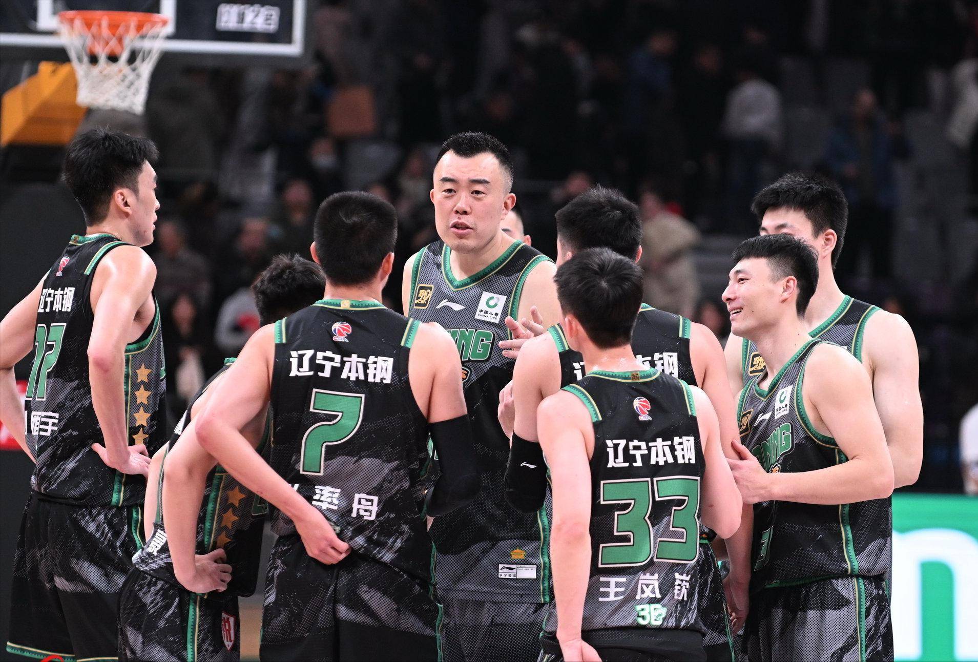 辽宁男篮积极进攻,实现三连胜 辽宁男篮积极进攻,实现三连胜