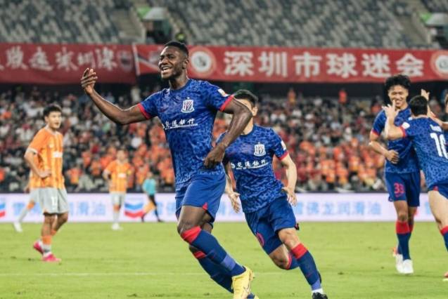 温泉城球迷大规模聚会,球队得到极大支持 温泉城球迷大规模聚会,球队得到极大支持