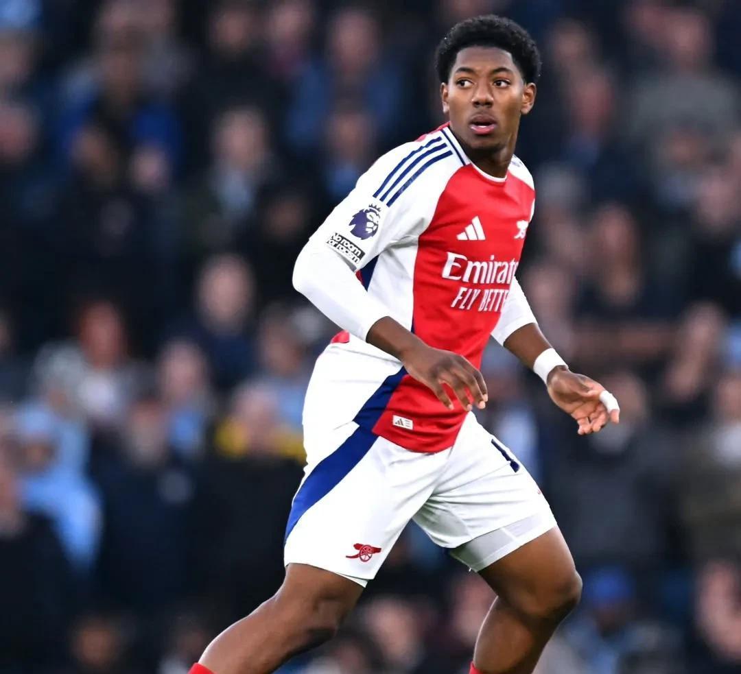 关于阿森纳中场技惊四座：连续两轮绝佳表现的信息