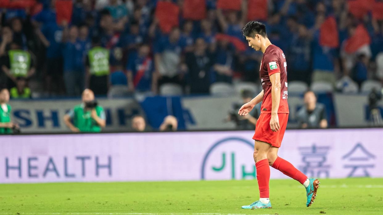 沪上德比:上港客场大胜申花! 沪上德比:上港客场大胜申花!