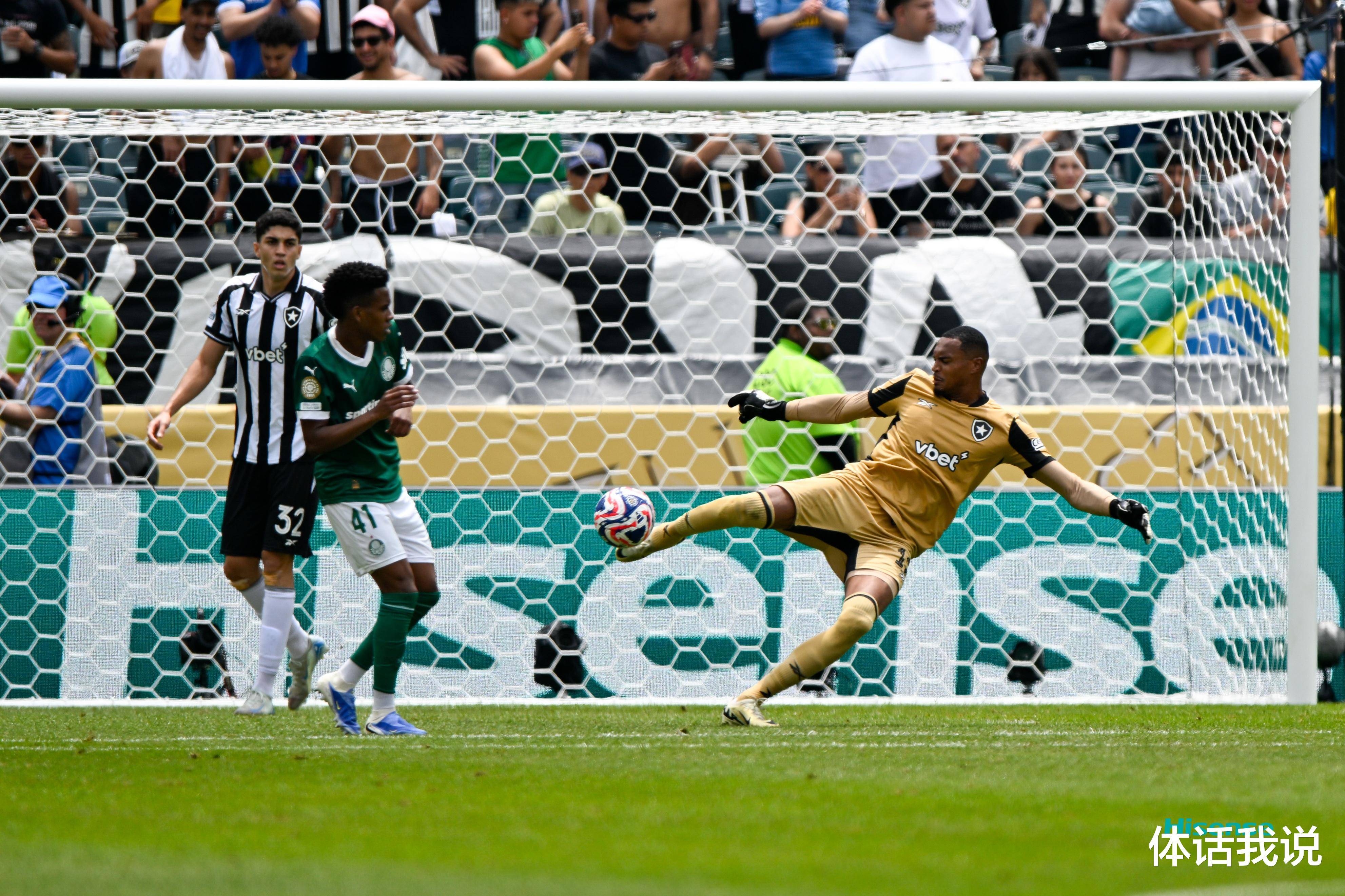 南美锦标赛半决赛，厄瓜多尔队绝杀晋级决赛