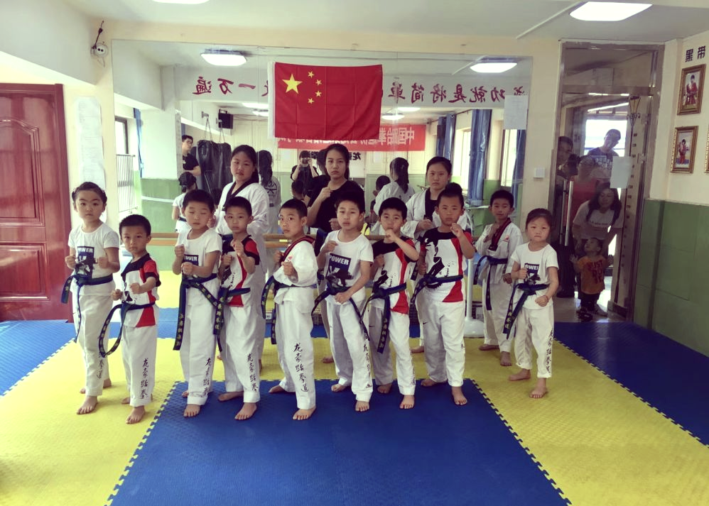 跆拳道选手成功晋级半决赛,期待更好发挥的简单介绍 跆拳道选手成功晋级半决赛,期待更好发挥的简单介绍