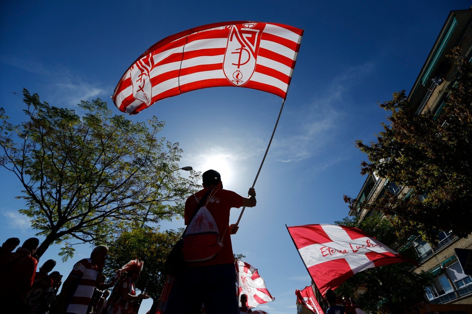 关键时刻！强援入伍，格拉纳达新颜掀旗