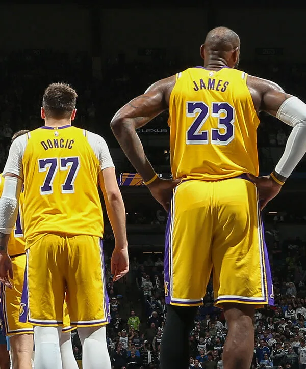 包含土耳其男篮强势独行侠,詹姆斯送出助攻的词条 包含土耳其男篮强势独行侠,詹姆斯送出助攻的词条