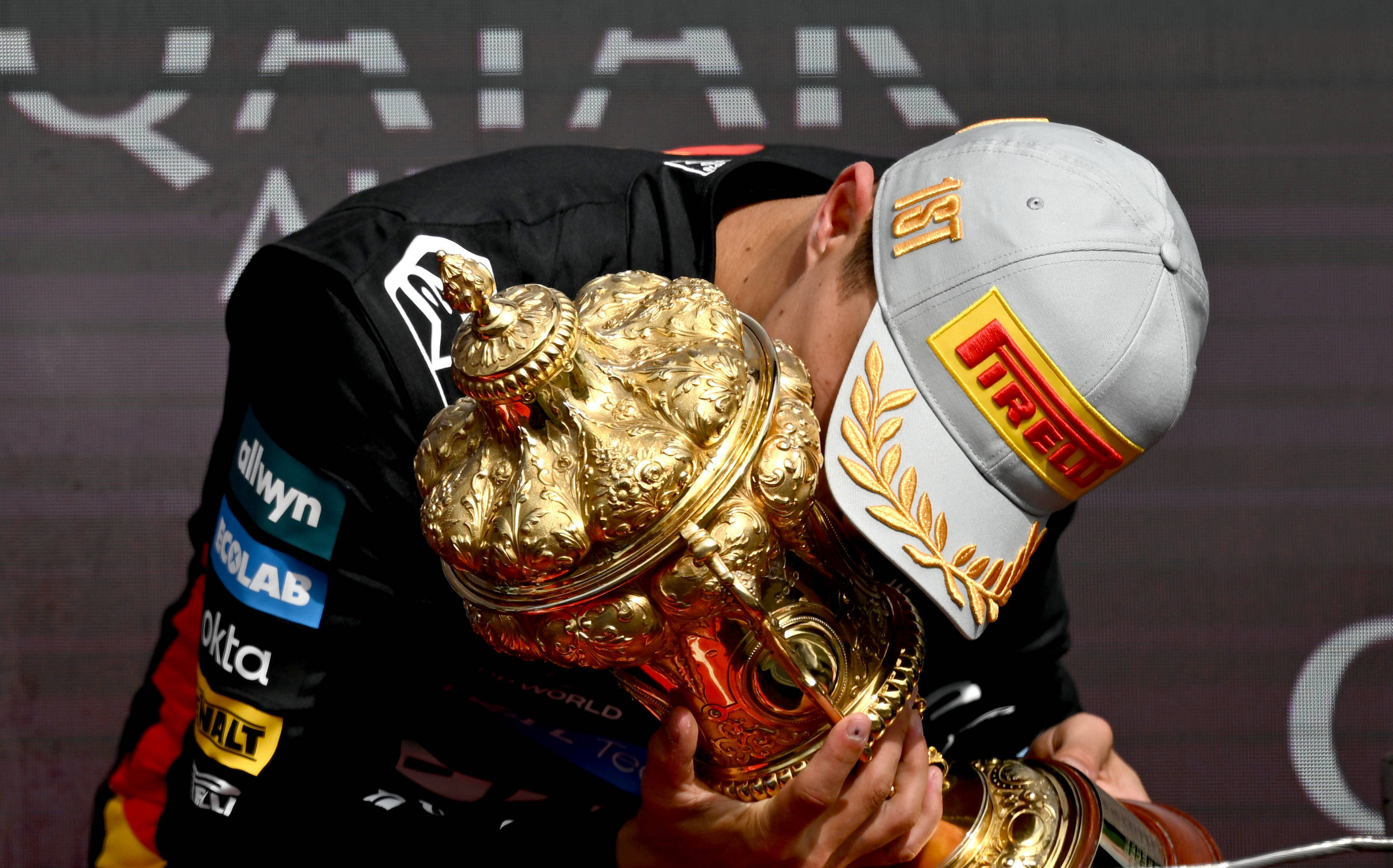 关于索伯车队绝杀红牛车队,勒克莱尔点燃赛场的信息 关于索伯车队绝杀红牛车队,勒克莱尔点燃赛场的信息