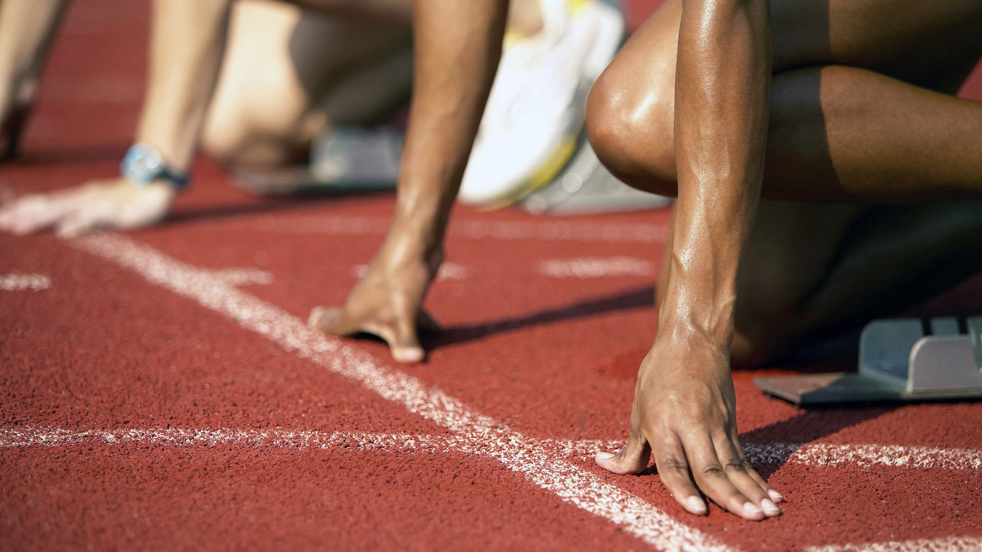 不只是射手，西决生死战之夜，克莱·汤普森用沉默的防守铸就金州脊梁